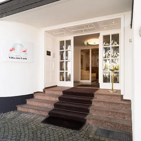 Hotel Villa im Park-3